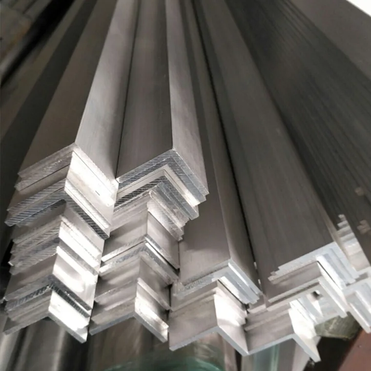 Les caractéristiques de l'Angle aluminium.